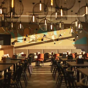 oteli̇ zi̇yaret edi̇n