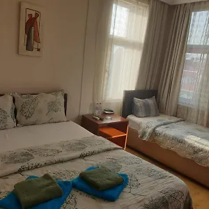 oteli̇ zi̇yaret edi̇n