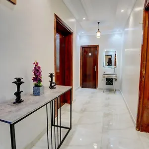 https://hotel-342.medinahotel.net